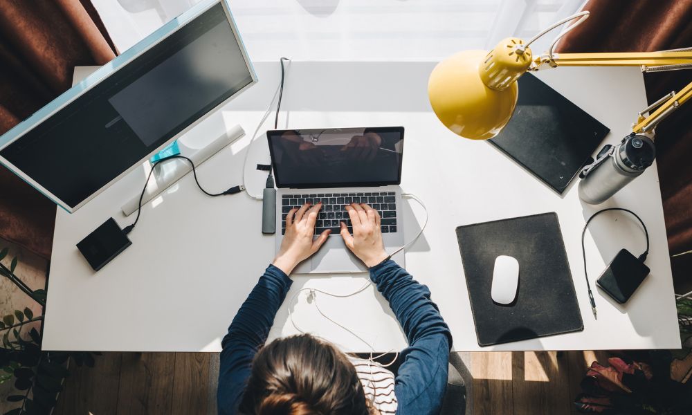 investment learning platform